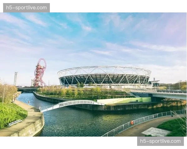 西汉姆联计划改造伦敦体育场,为家庭观众区集成增强现实的互动教育游戏 西汉姆联计划改造伦敦体育场,为家庭观众区集成增强现实的互动教育游戏