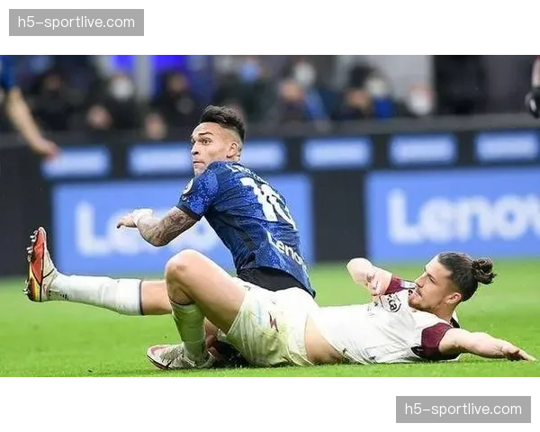 莱切2-1击败萨勒尼塔纳,保级路上收获关键三分